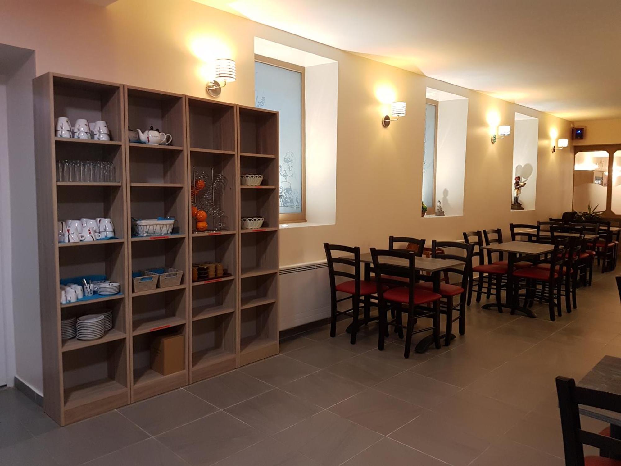Nevers Hotel Esterno foto