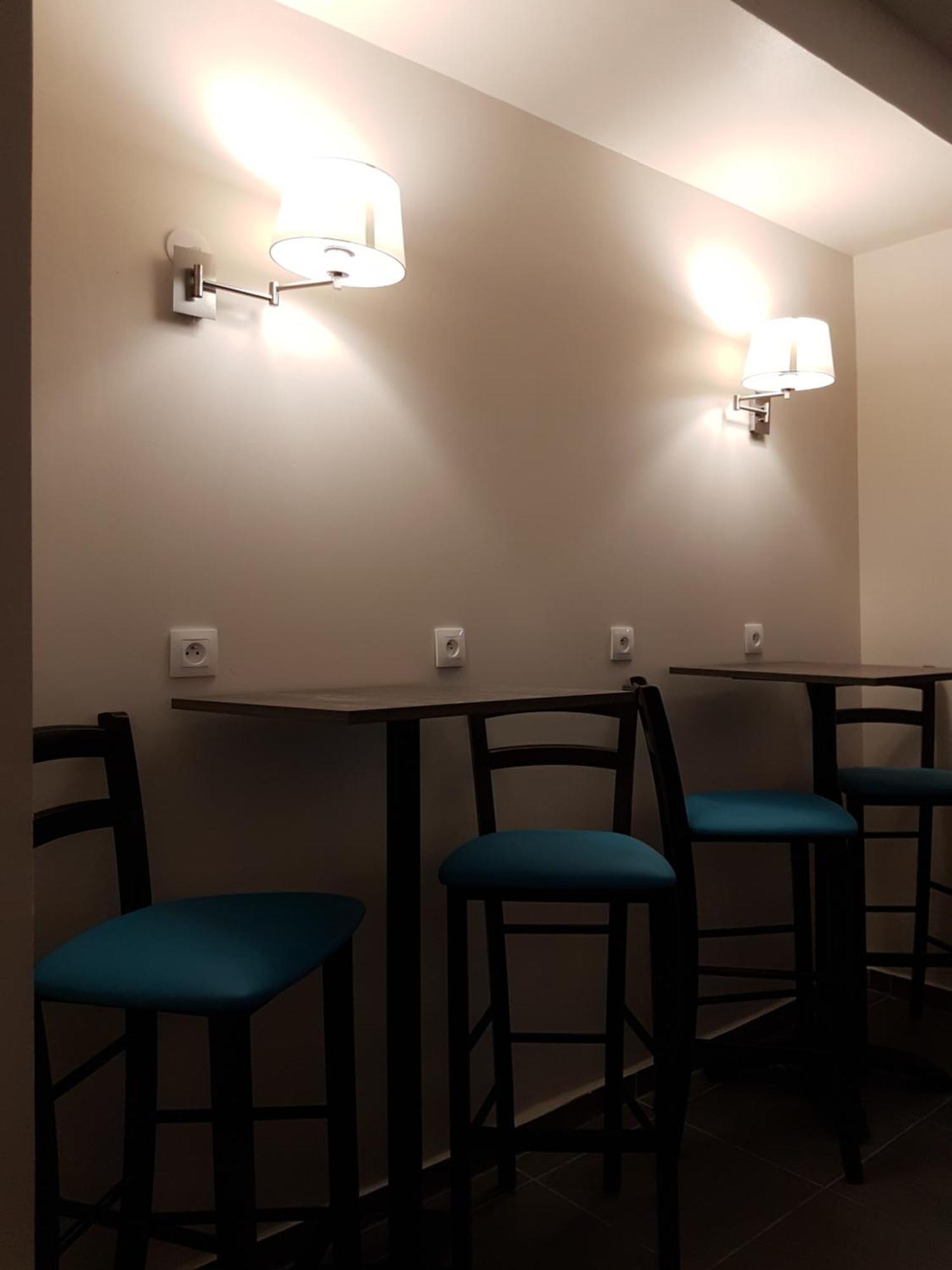Nevers Hotel Esterno foto